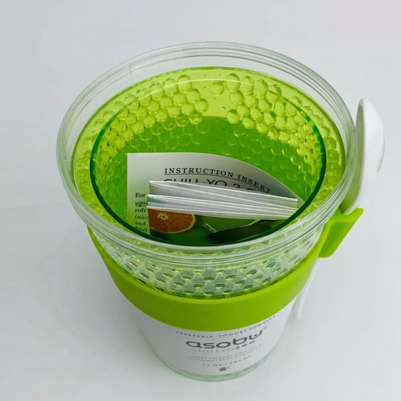 Chill Yo2go 13 Ounce Cold Yogurt Parfait Breakfast - Picture 4 of 5